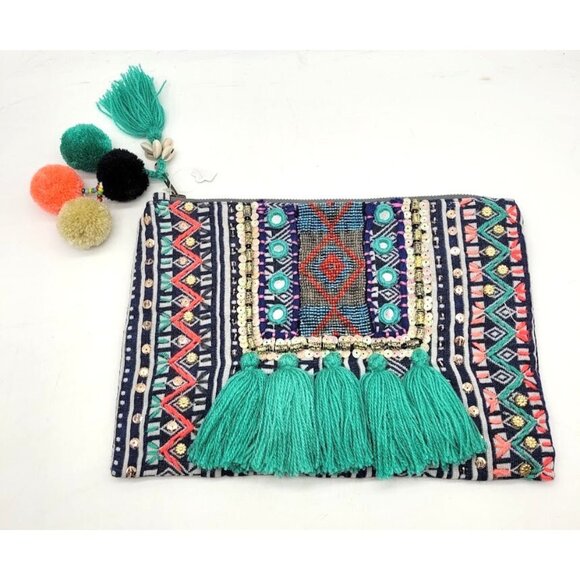 NWT Beaded Embroidered Tassel Makeup Pouch Zipper Bag Boho Seashell Travel Weave - Picture 1 of 8